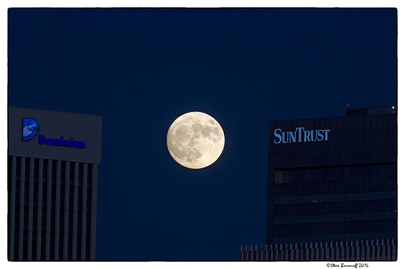 _6SB0886 super full moon.jpg